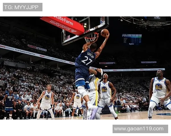 明尼苏达森林狼与印第安纳步行者激战正酣谁能在NBA赛场上笑到最后